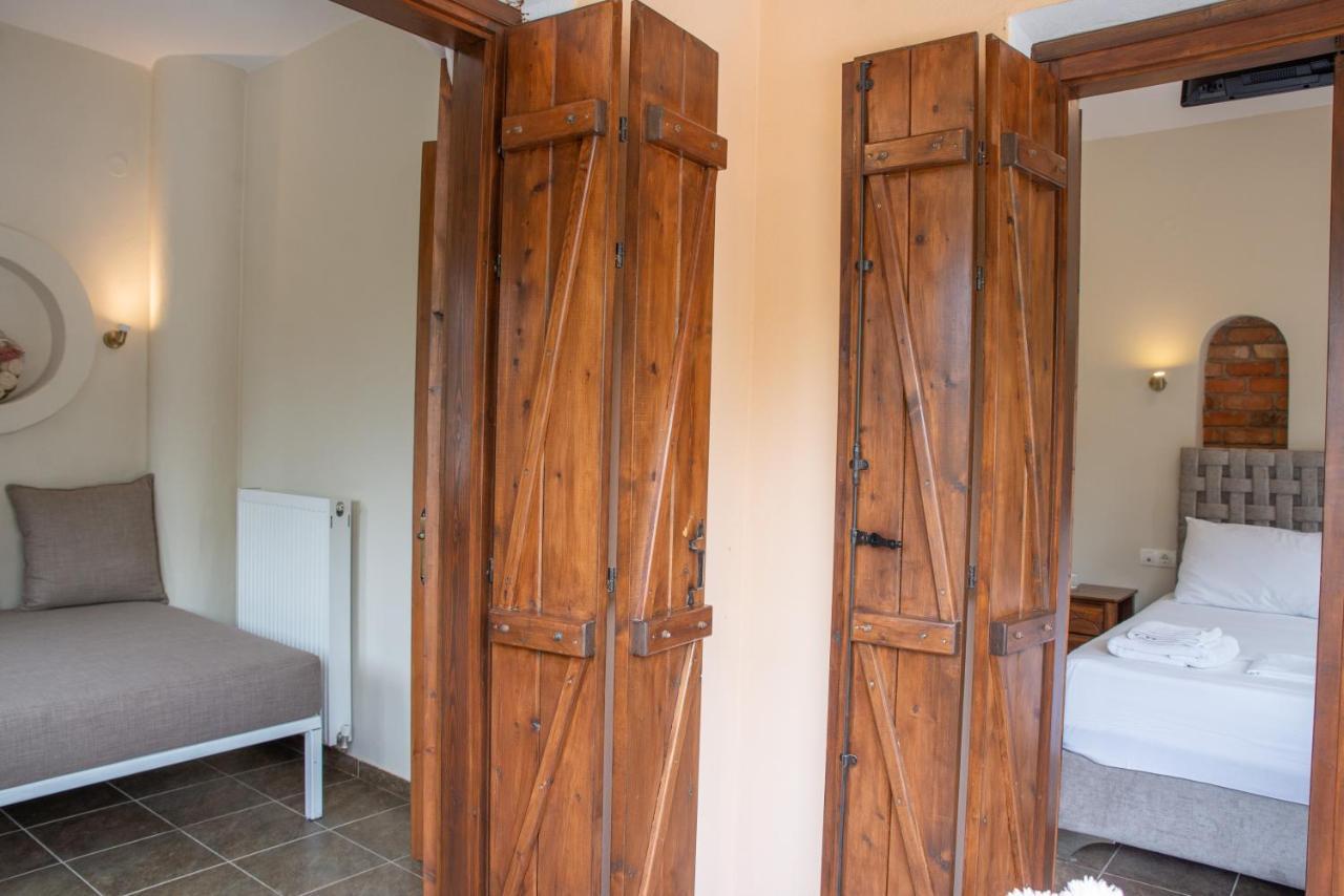 Symmetron Suites Kalamos  Ngoại thất bức ảnh